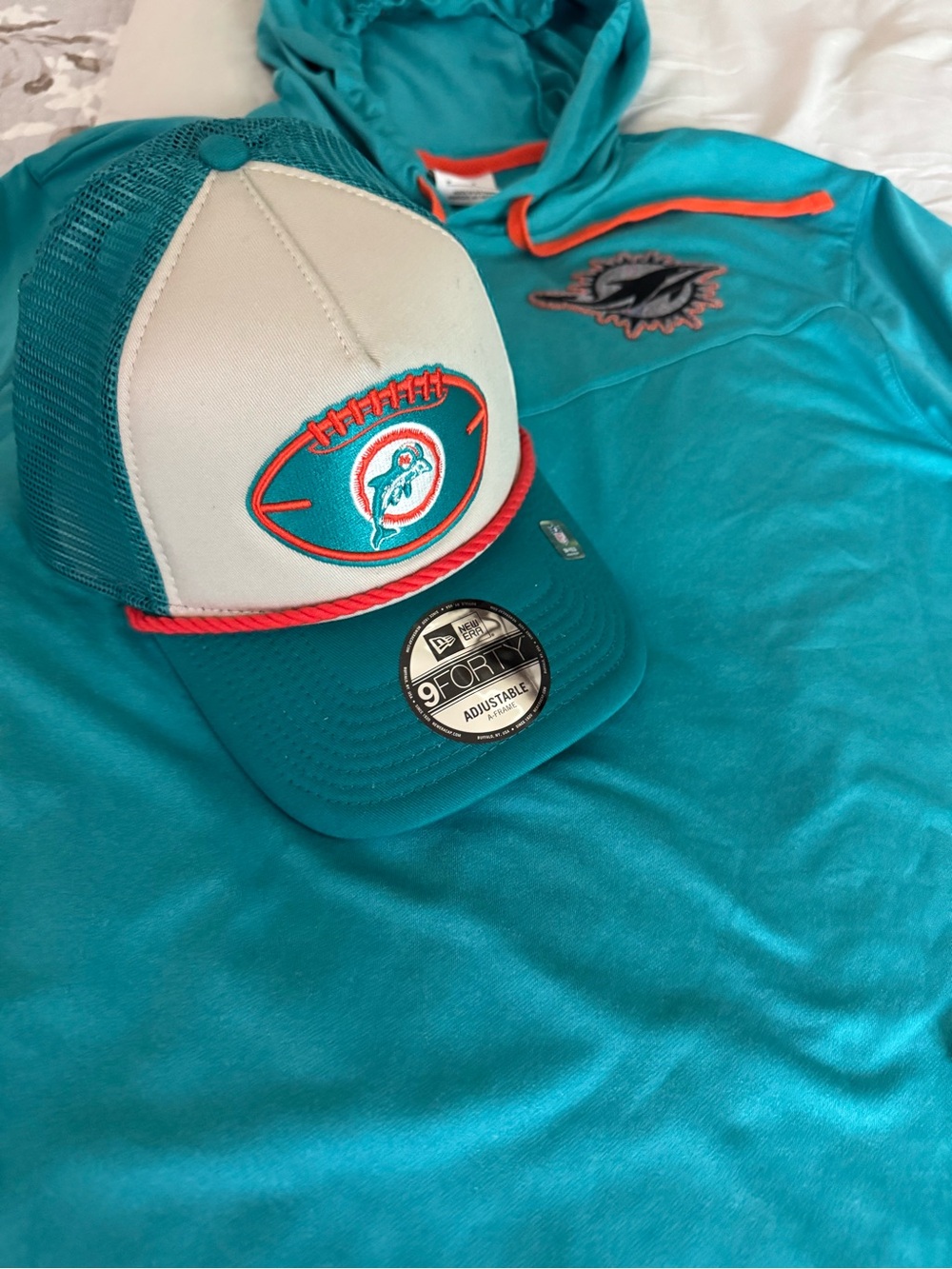 NFL Miami Dolphins Nike Dri-Fit Hoodie Size Medium & New Era 9Forty Snapback Cap - Picture 7 of 14